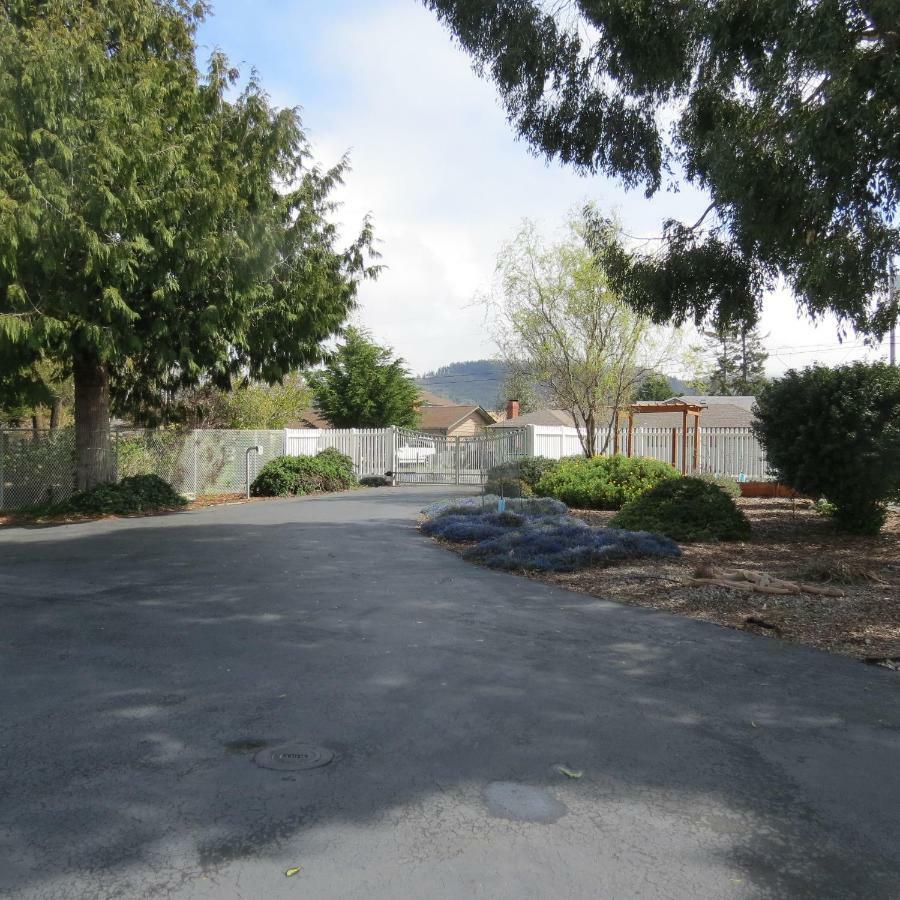 Tanbark Shores Guest Suite Brookings Exterior photo